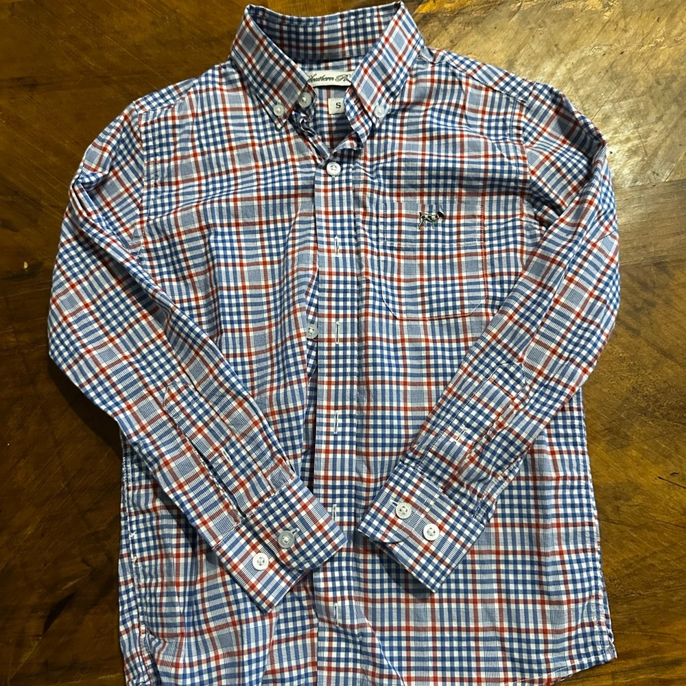 Classic Kids Button-Down Shirt. Size Small Like New. Southern Pointe Co.
